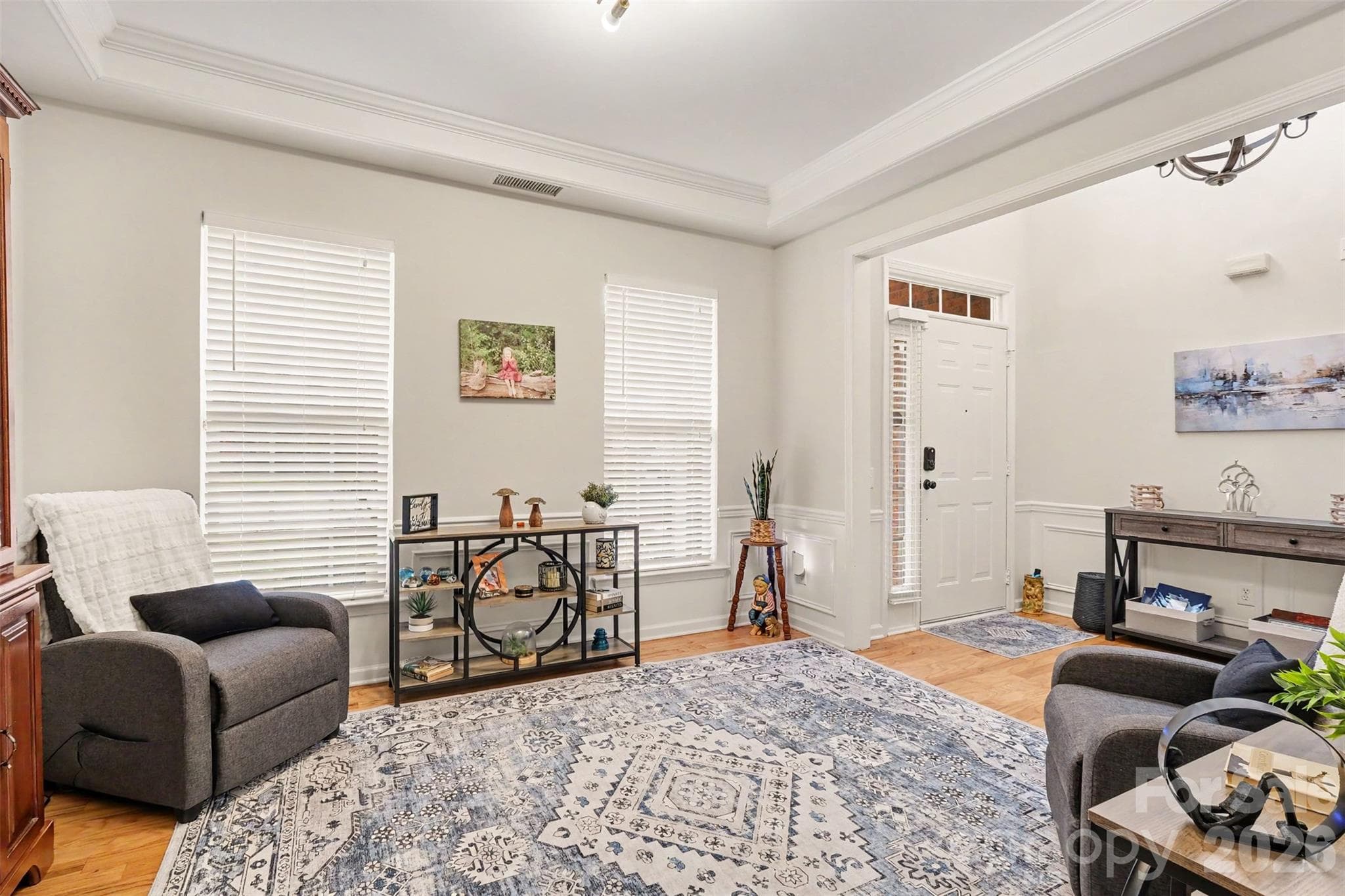 Single Family Residence at 9532 Kestral Ridge Drive, Charlotte, photo 6 of 37