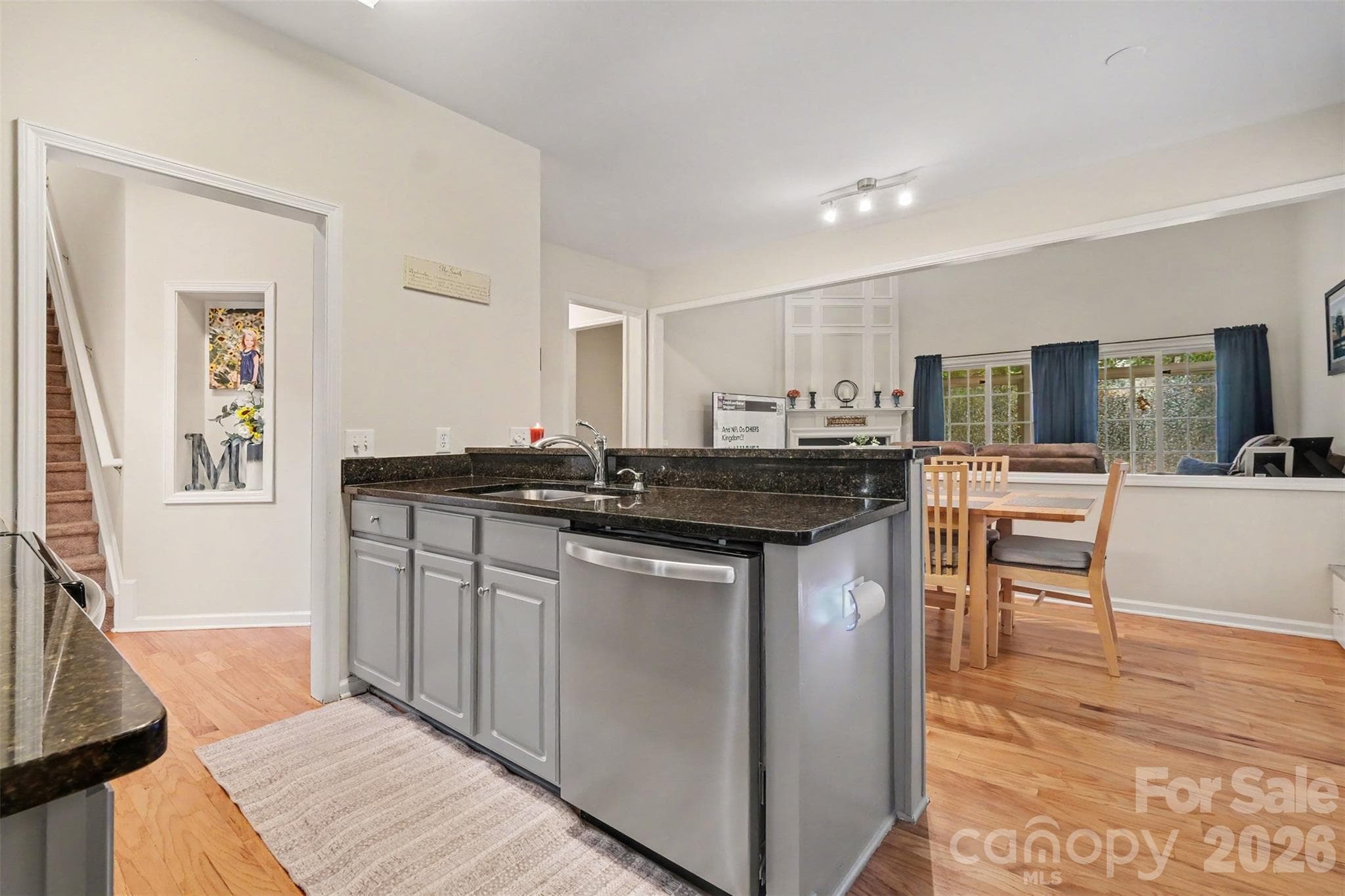 Single Family Residence at 9532 Kestral Ridge Drive, Charlotte, photo 14 of 37