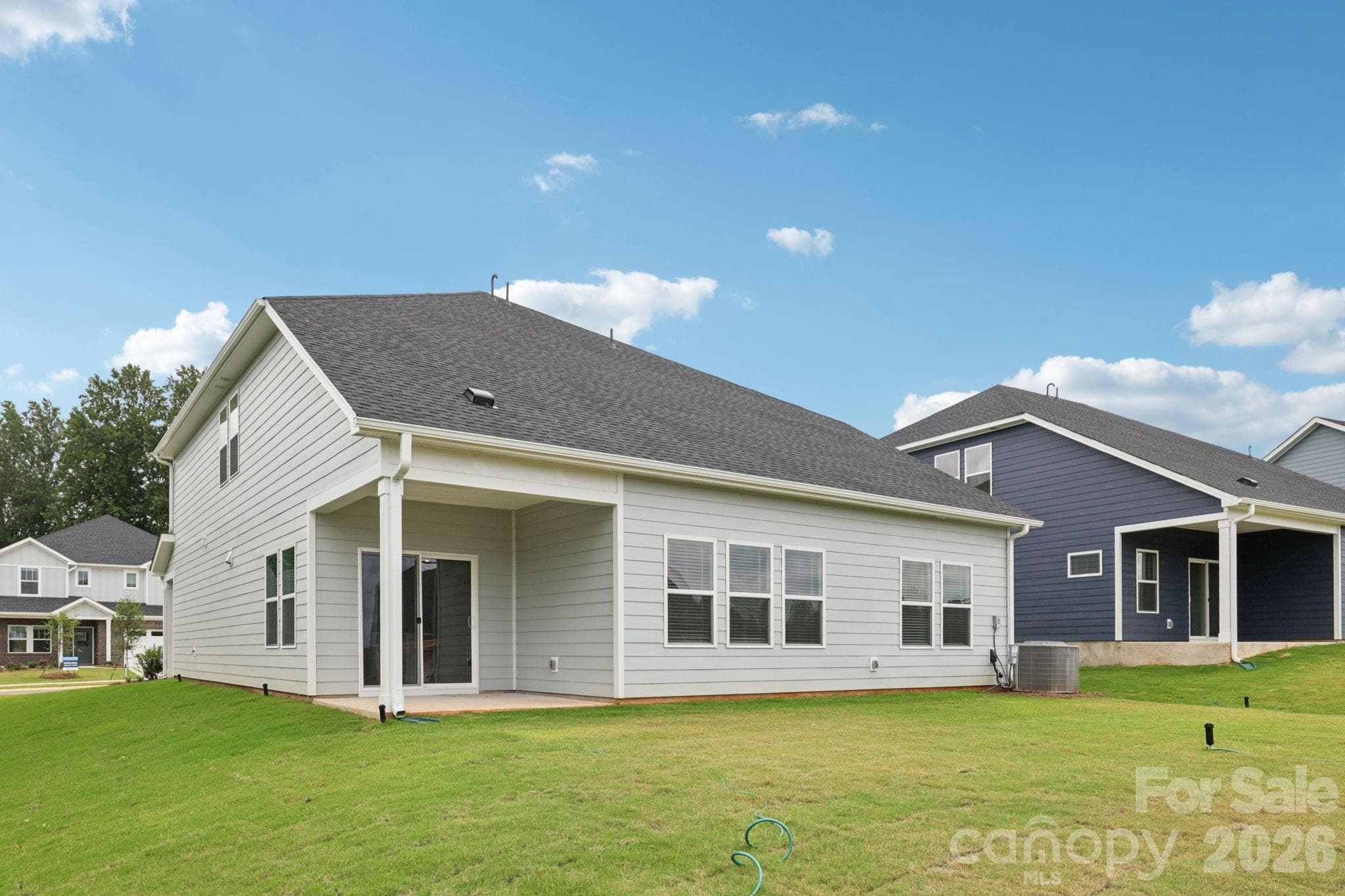 Photo is not of the actual home, but is an inspirational photo of builder’s model home and may depict options, furnishings, and/or decorator features that are not included - York