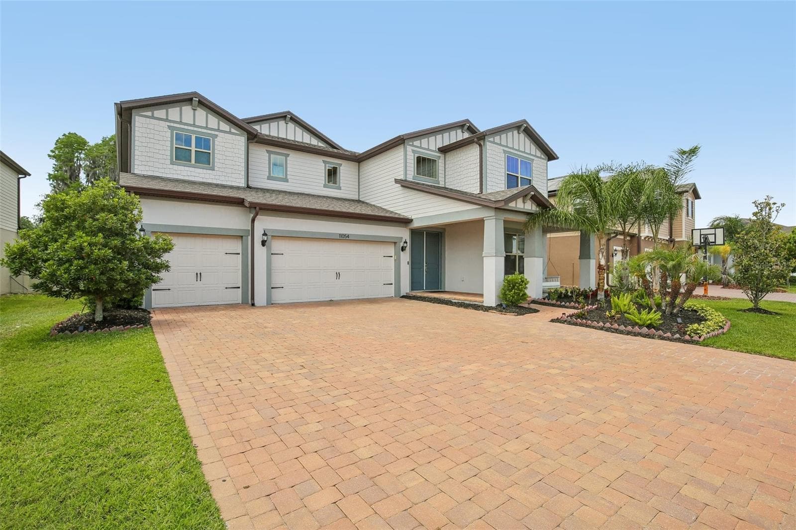 Single Family Residence at 11054 SUNDRIFT DR, TAMPA, photo 2 of 71