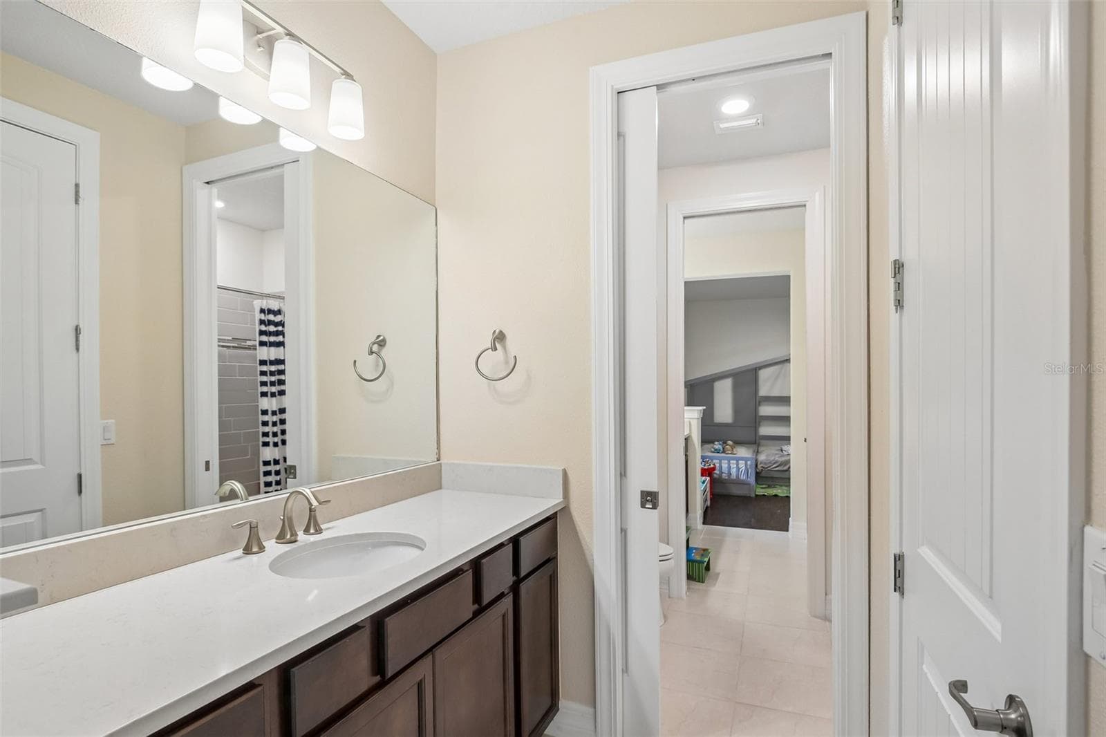 Single Family Residence at 11054 SUNDRIFT DR, TAMPA, photo 30 of 71