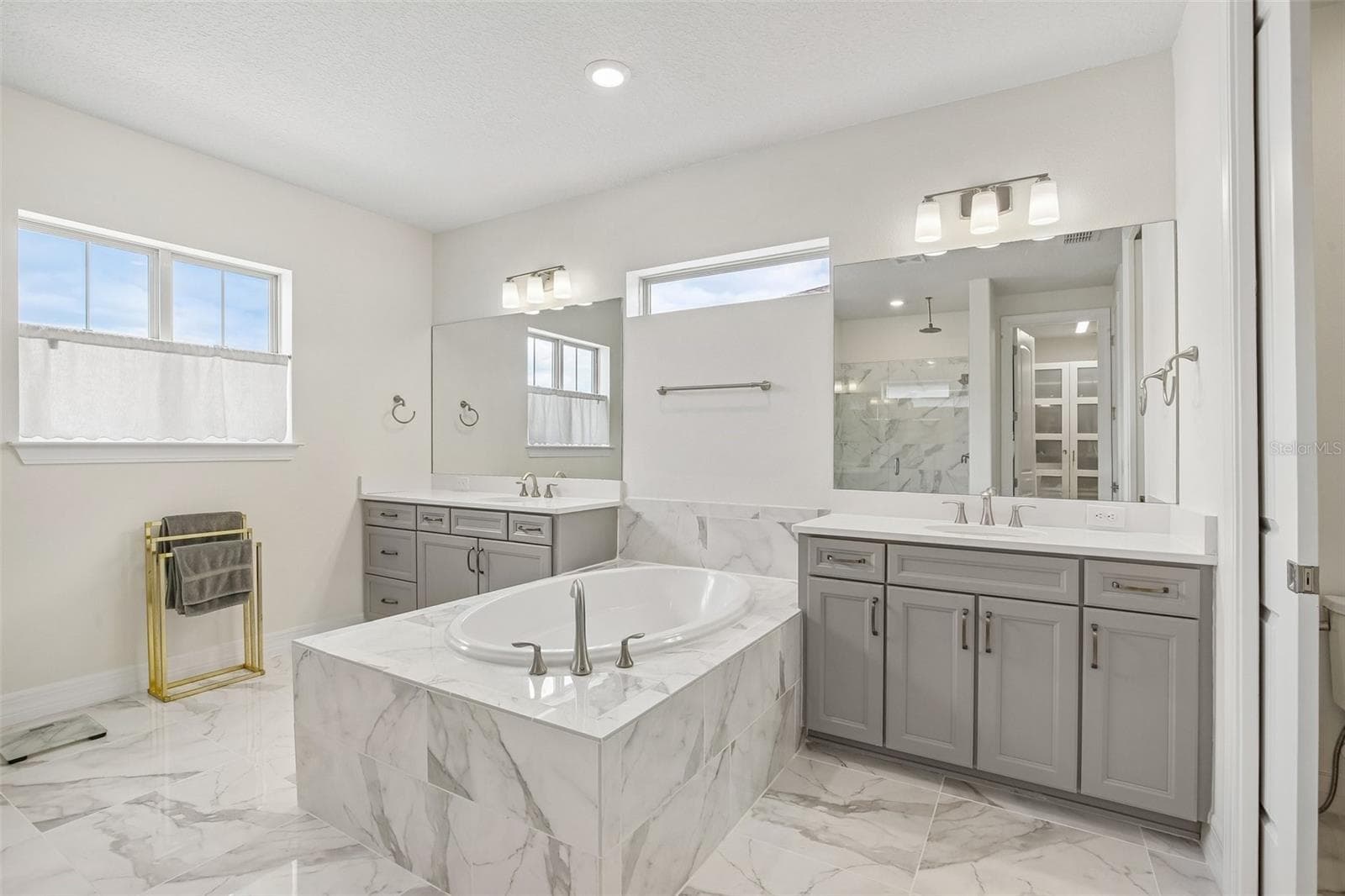 Single Family Residence at 11054 SUNDRIFT DR, TAMPA, photo 46 of 71