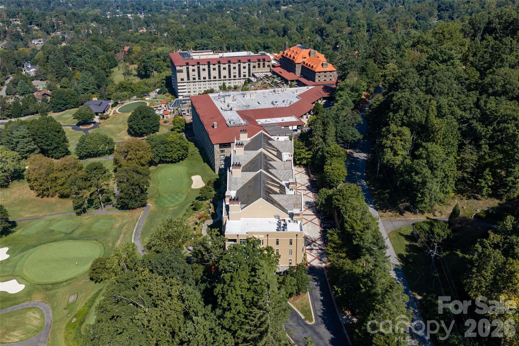 The Fitzgerald enjoys privacy, yet proximity to The Grove Park Inn. - 288 Macon Avenue, Asheville