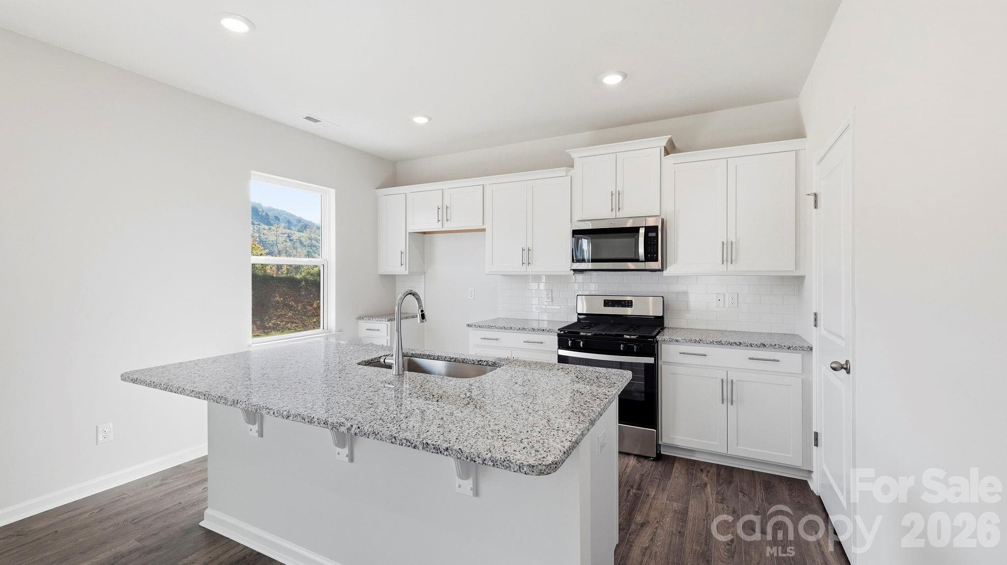 Single Family Residence at 20 Ridgehaven Drive, Waynesville, photo 12 of 32