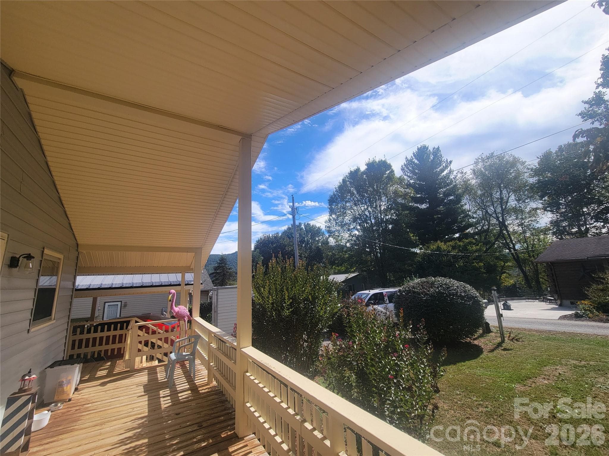 Single Family Residence at 265 Midland Drive, Waynesville, photo 6 of 25