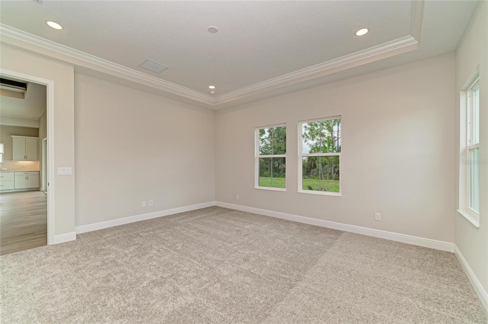 Single Family Residence at 11340 LONGLEAF PINES BLVD, SARASOTA, photo 8 of 38
