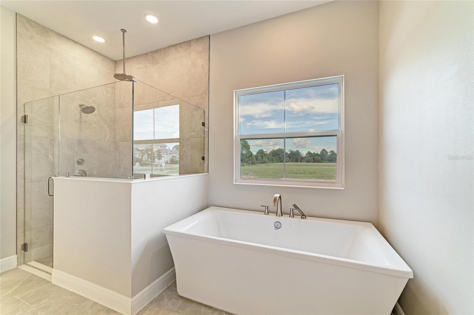 Single Family Residence at 11340 LONGLEAF PINES BLVD, SARASOTA, photo 11 of 38
