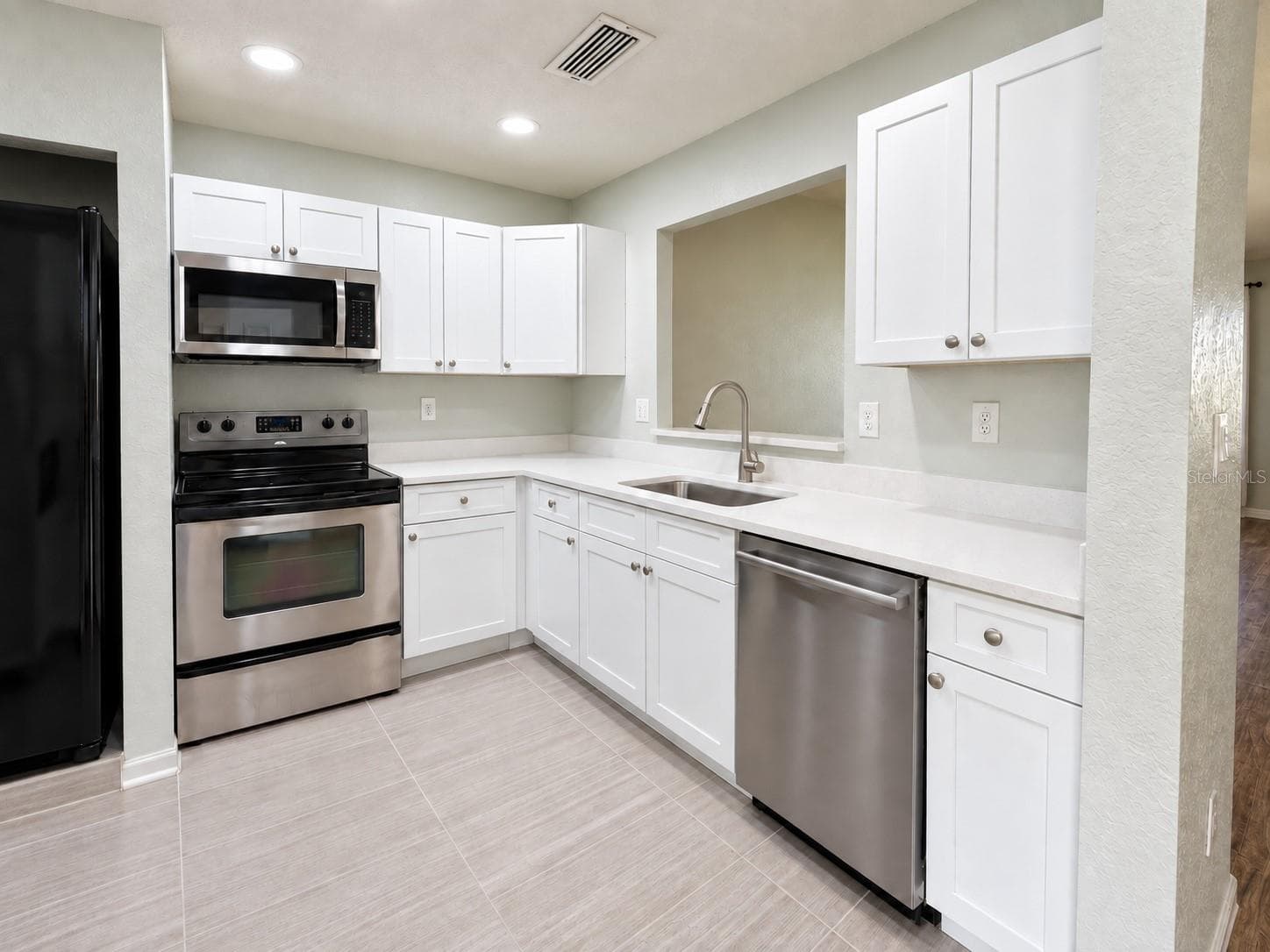 Townhouse at 3213 QUEEN PALMS CT, KISSIMMEE, photo 6 of 21