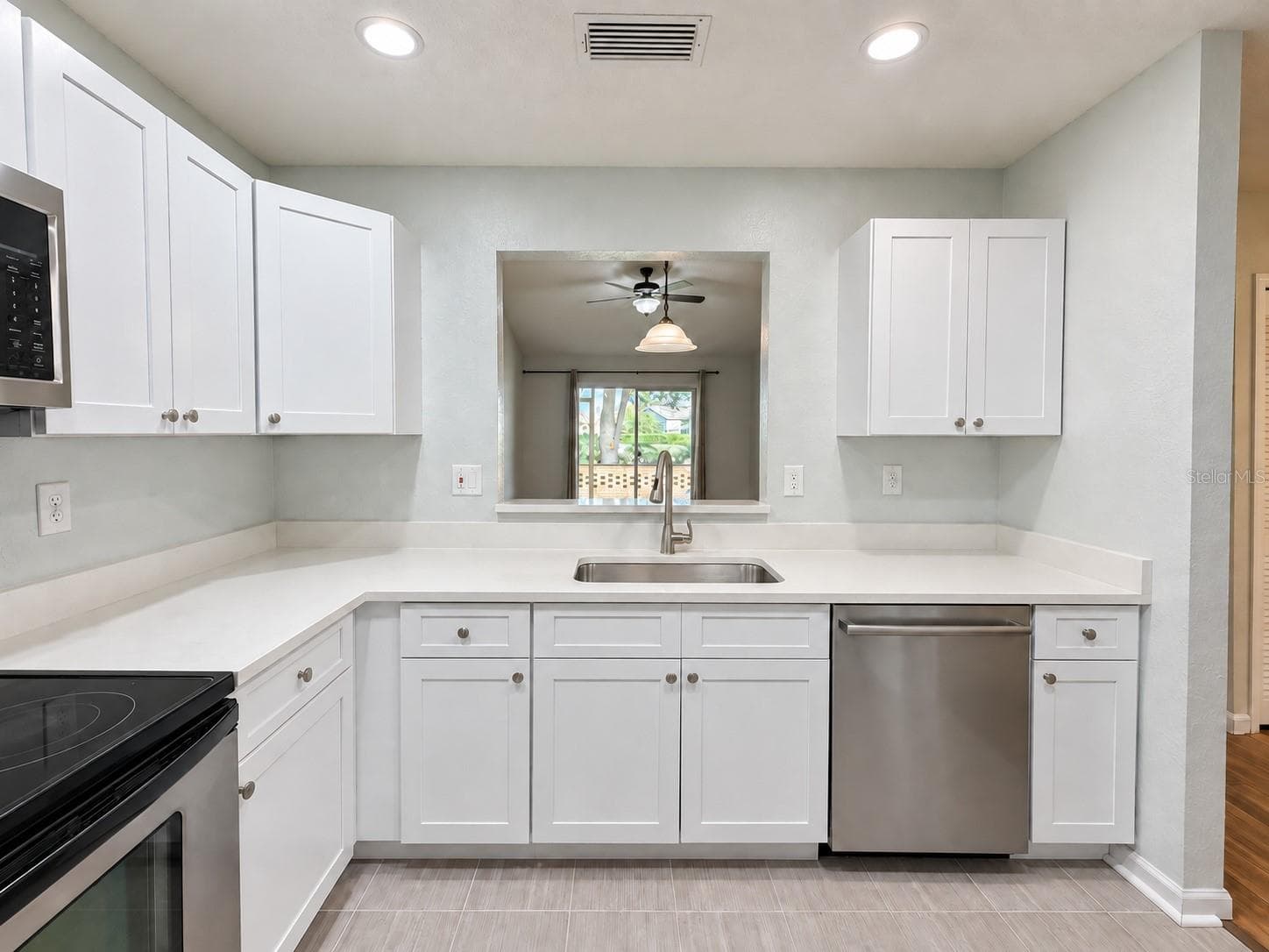 Townhouse at 3213 QUEEN PALMS CT, KISSIMMEE, photo 7 of 21