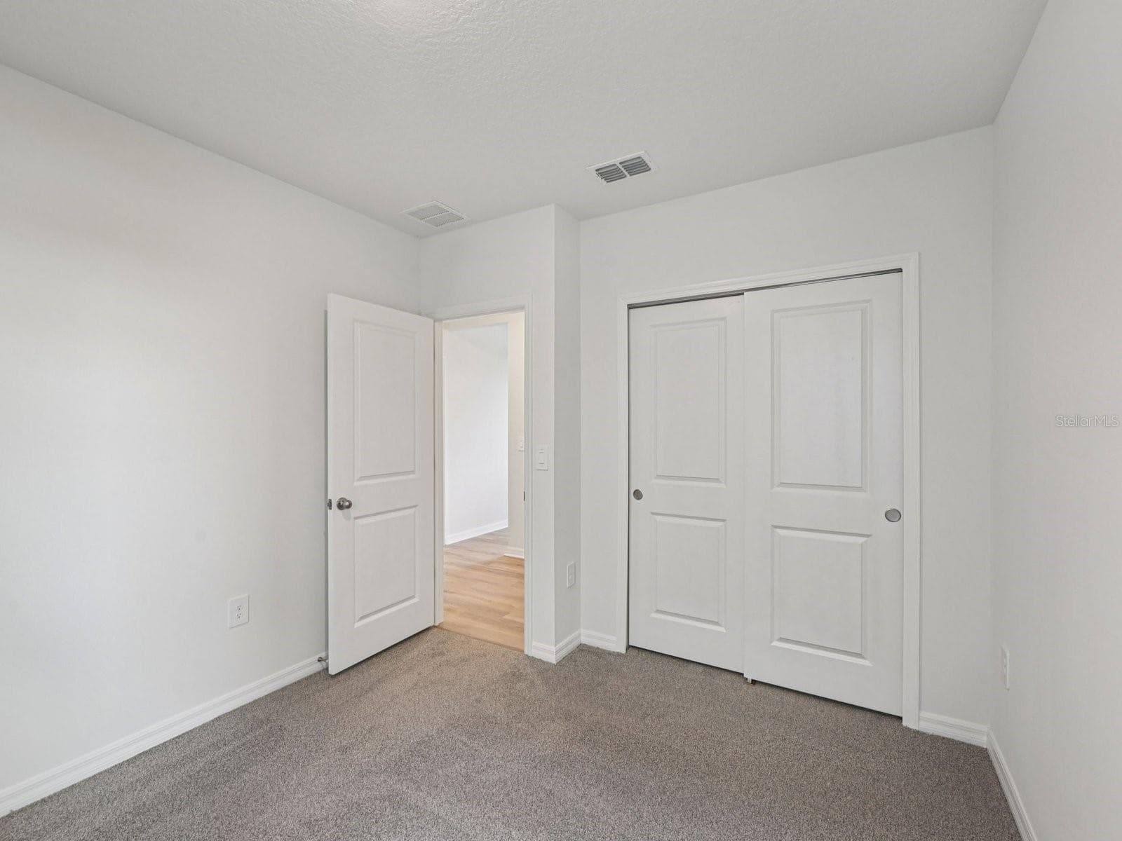 Single Family Residence at 17453 GREEN GROOVE DR, BROOKSVILLE, photo 13 of 16