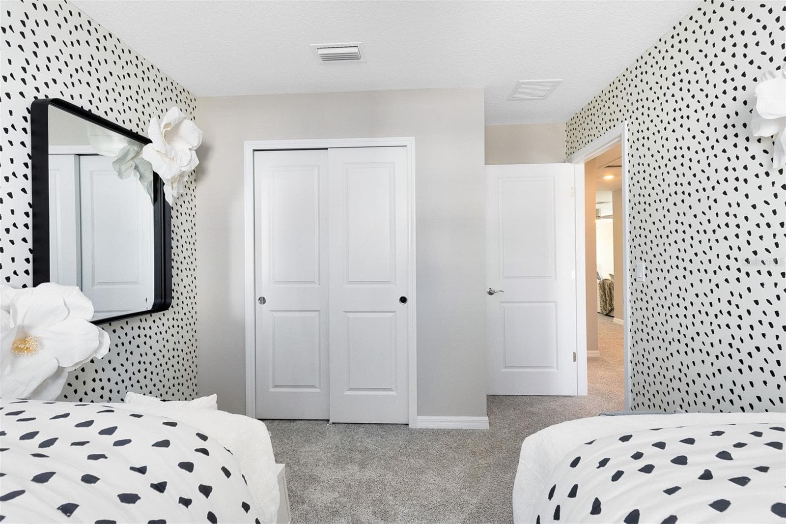 Model Home Design Only. Pictures and furnishings are for illustrative purposes only. Elevations, colors and options may vary. Furniture is for model home staging only. - 15559 PEACEFUL PINES ALLEY, CLERMONT