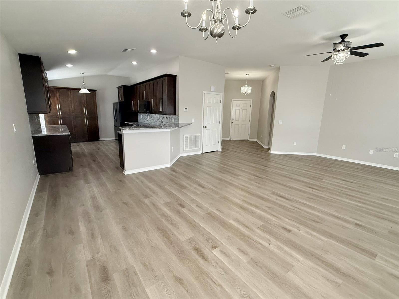 Single Family Residence at 14214 EDINBURGH MOOR DR, WIMAUMA, photo 8 of 27