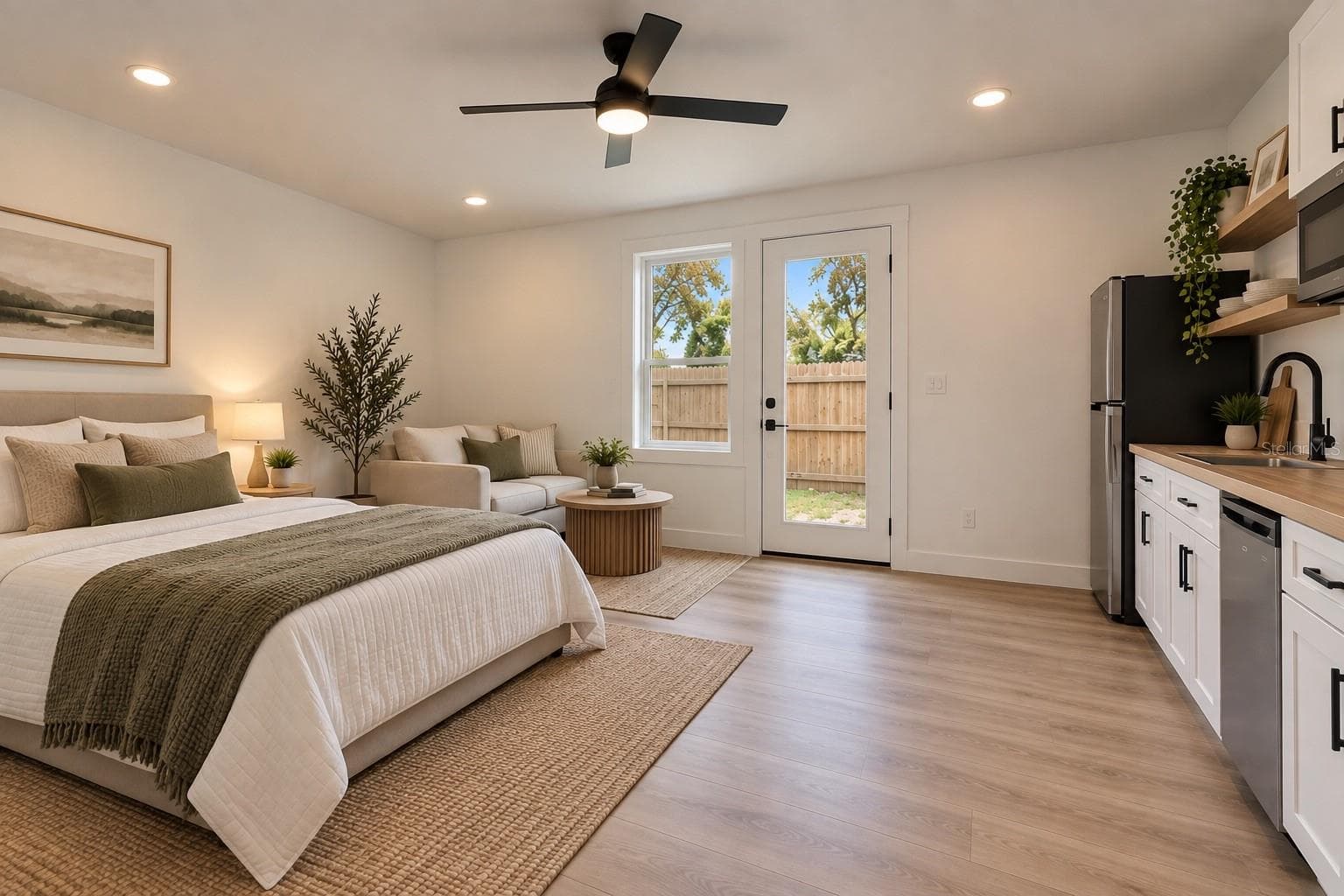 Garage Studio- AI Reno - 1468 DRUID RD E, CLEARWATER