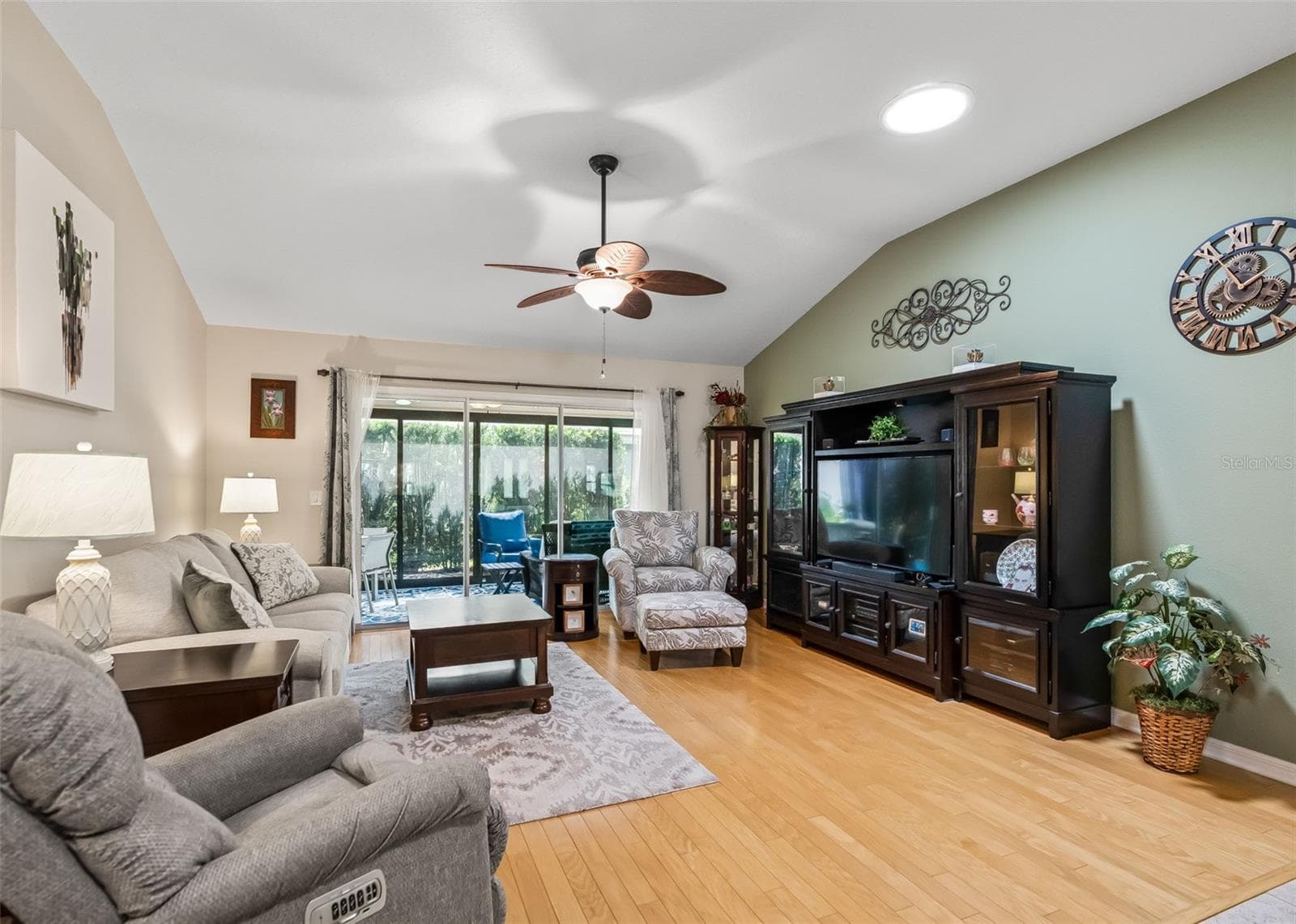 Single Family Residence at 2182 KAYLEE DR, THE VILLAGES, photo 12 of 40