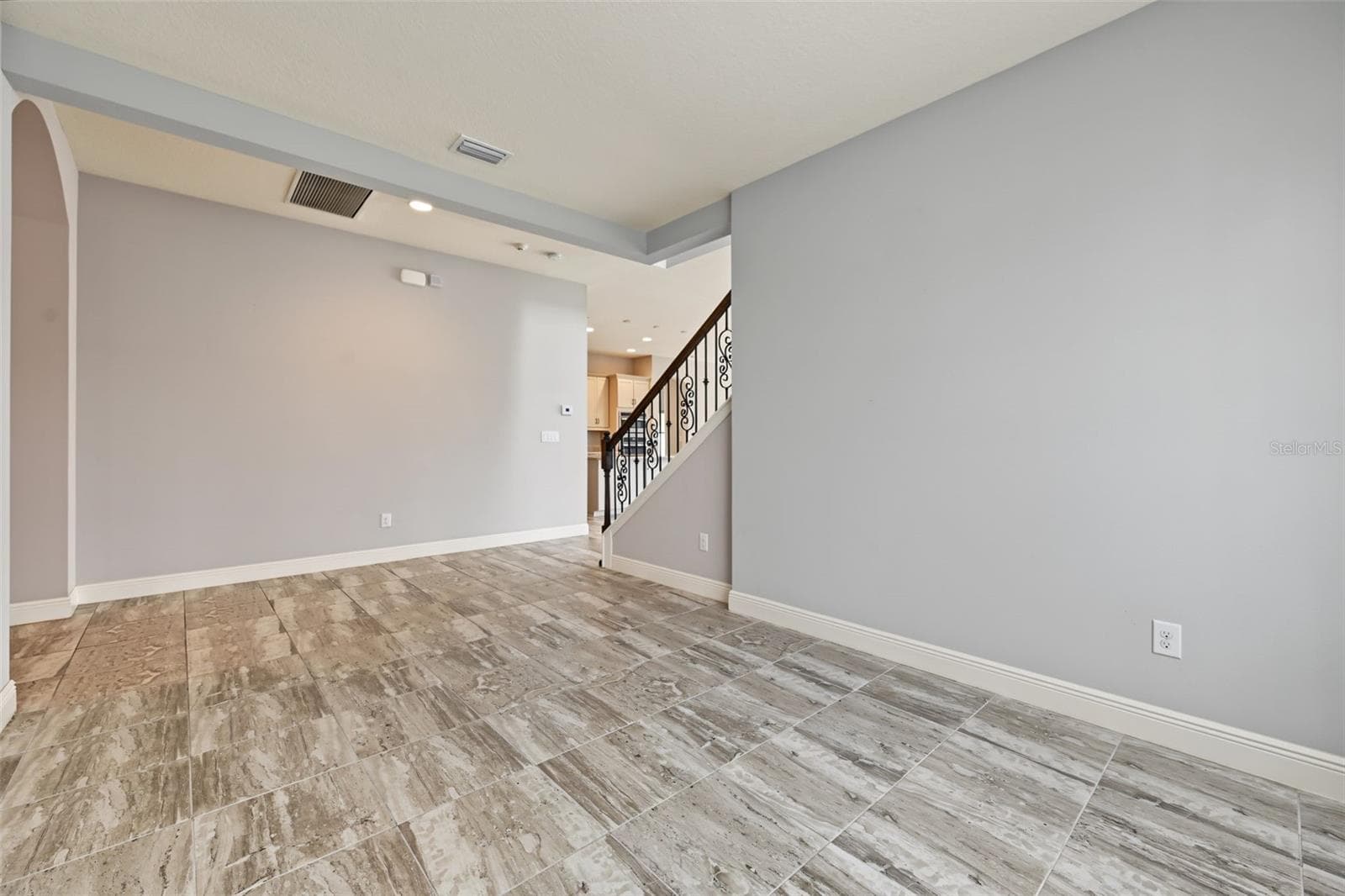 Single Family Residence at 11978 CLIMBING FERN AVE, RIVERVIEW, photo 17 of 100