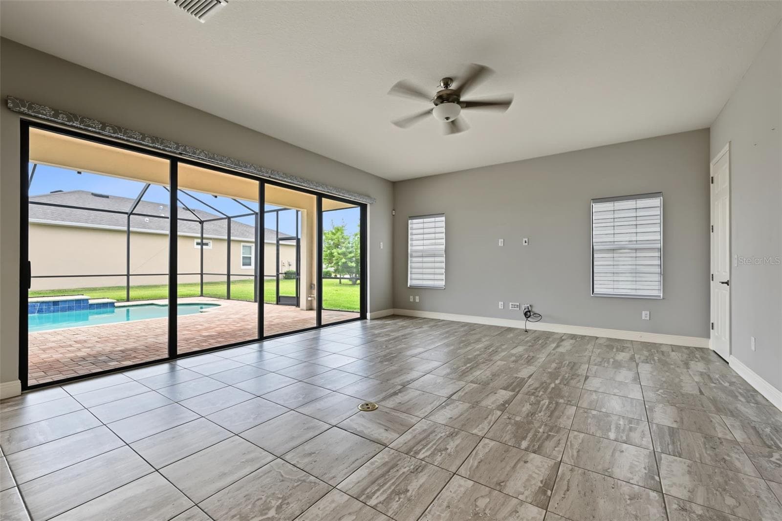 Single Family Residence at 11978 CLIMBING FERN AVE, RIVERVIEW, photo 18 of 100