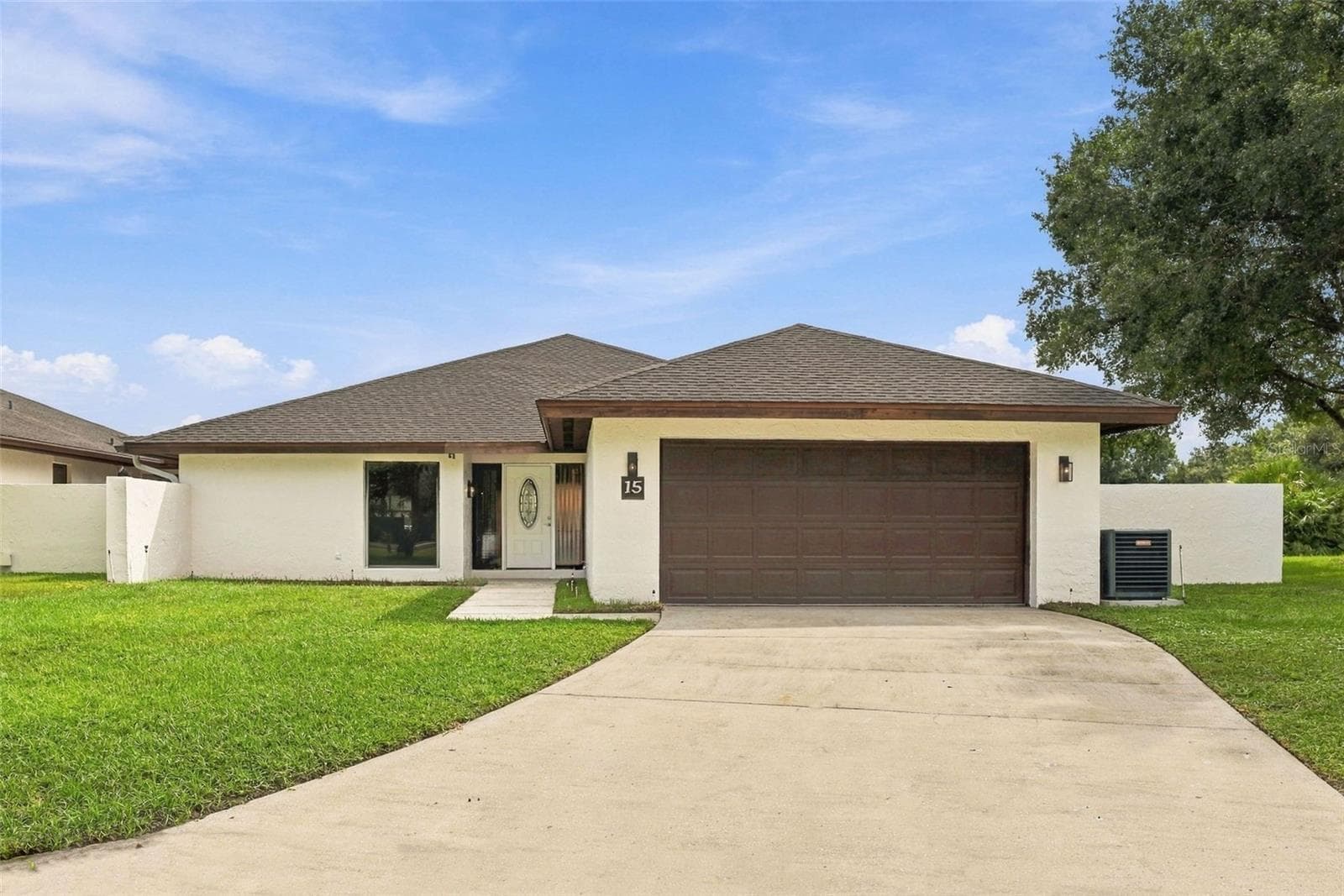 15 ABBEY CT