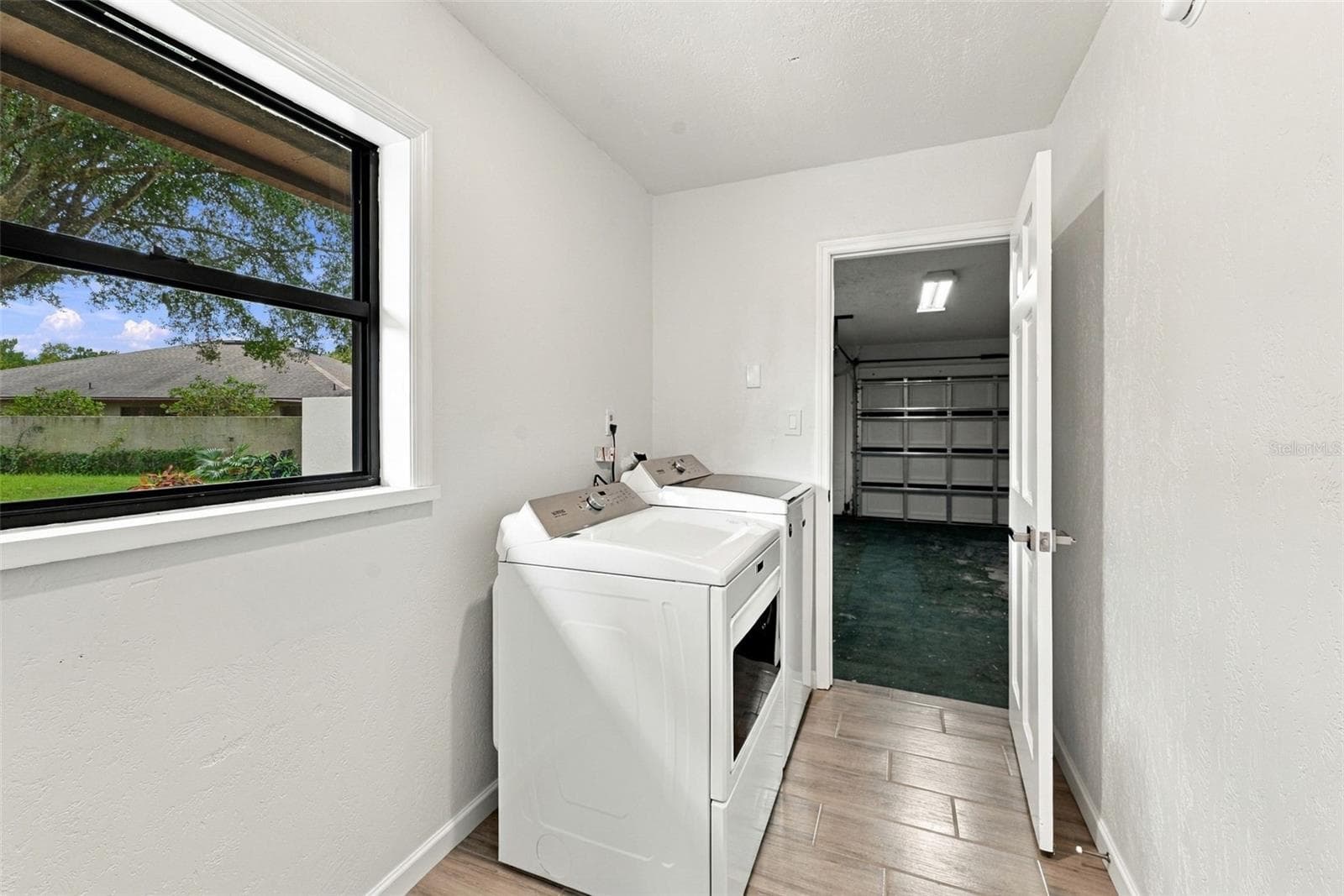 Inside Laundry - 15 ABBEY CT, HAINES CITY