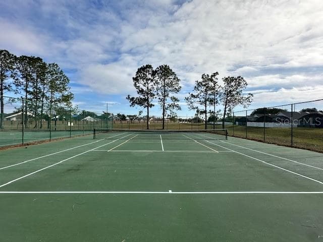 Community Tennis Court - 8007 ARROW CREEK RD, KISSIMMEE