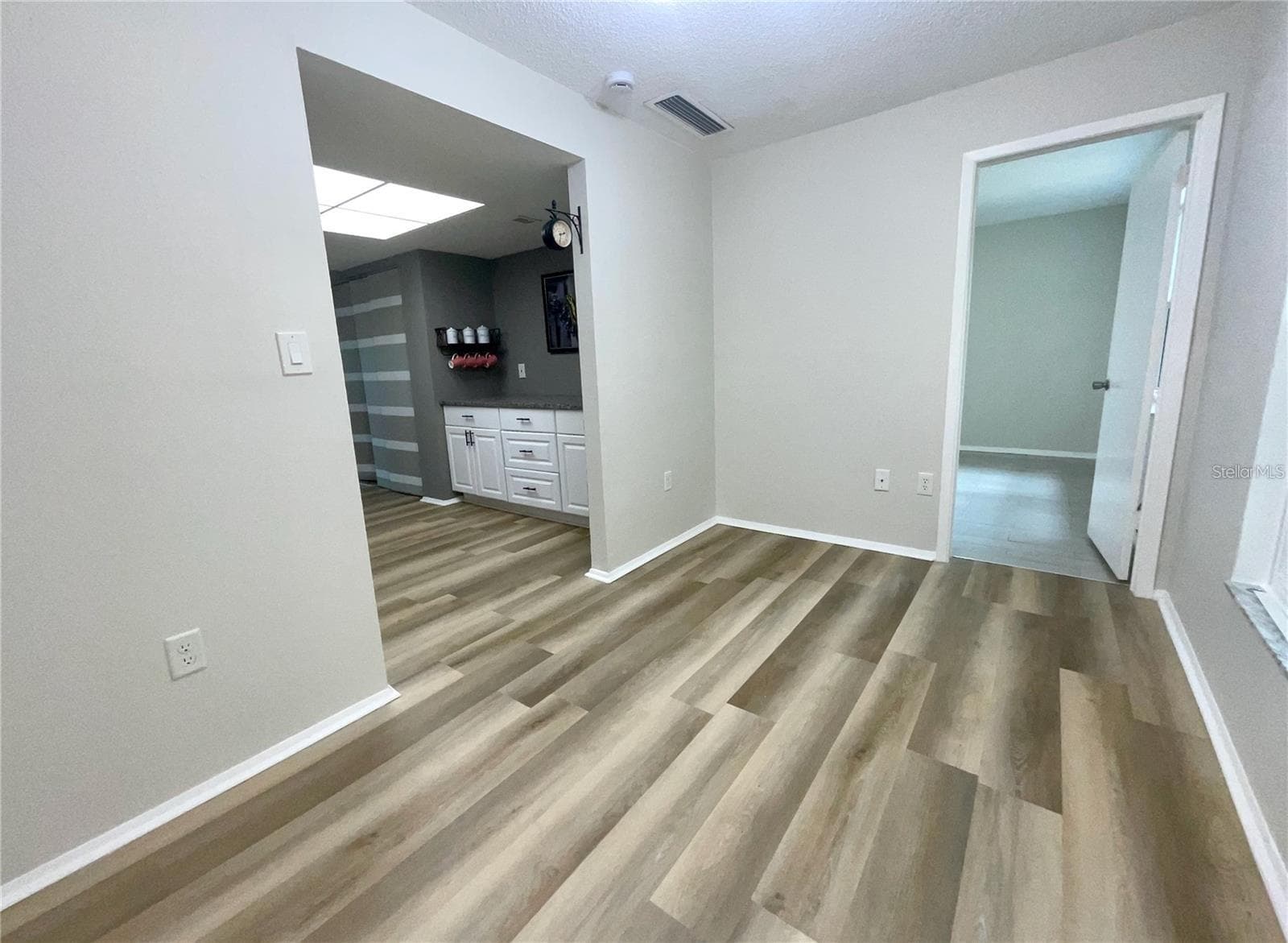 Bonus room with door to 2nd bedroom - 1020 85TH AVE N #222, ST PETERSBURG