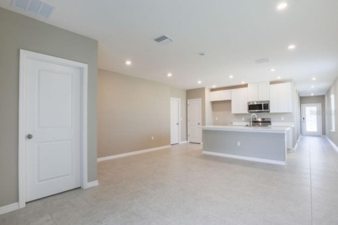 Model home - actual features may vary. - 13 LOCUST LOOP CRSE, OCALA