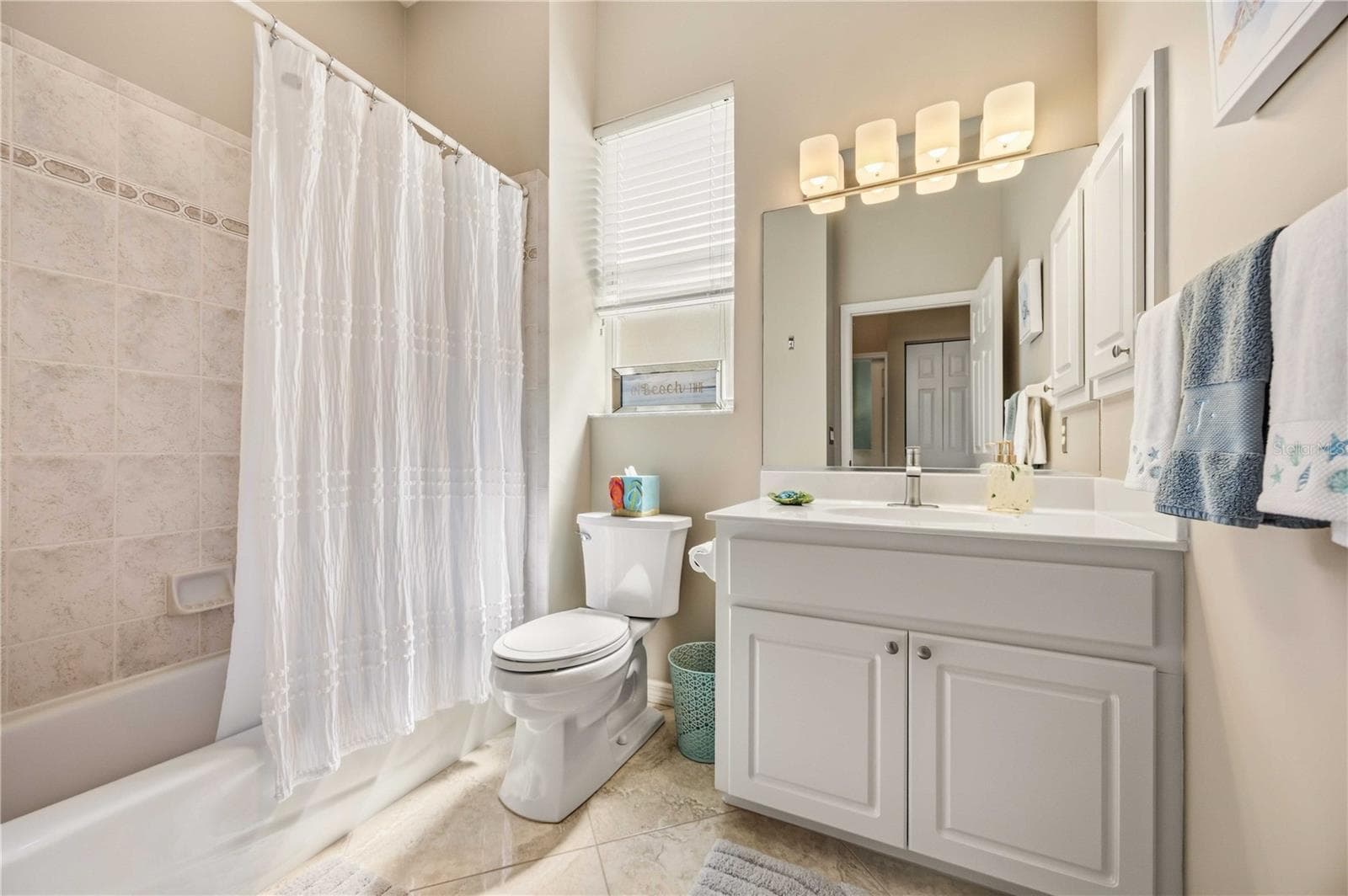 Guest Room Suite - 737 MISTY PINE DR, VENICE
