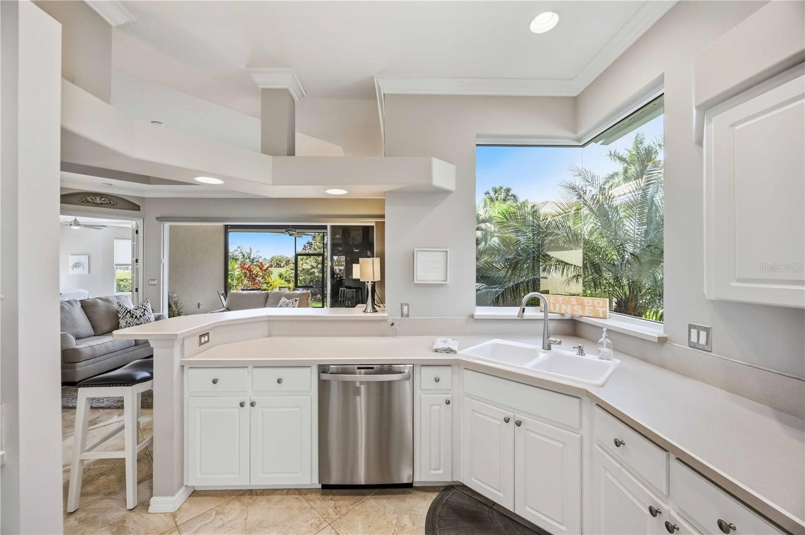 Kitchen has loads of cabinets - 737 MISTY PINE DR, VENICE