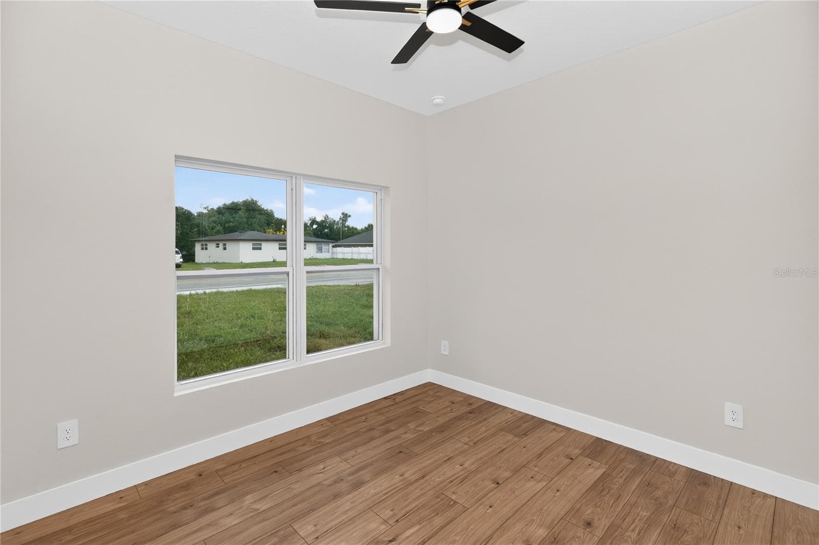 Single Family Residence at 1098 FORT SMITH BLVD, DELTONA, photo 22 of 33