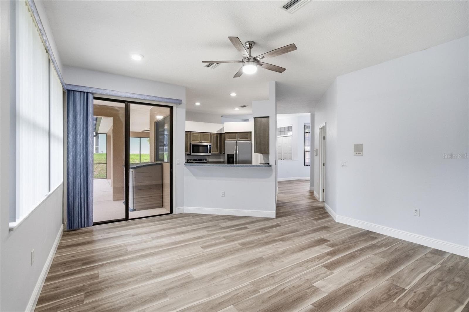 Single Family Residence at 2496 E NEWHAVEN ST, INVERNESS, photo 15 of 48