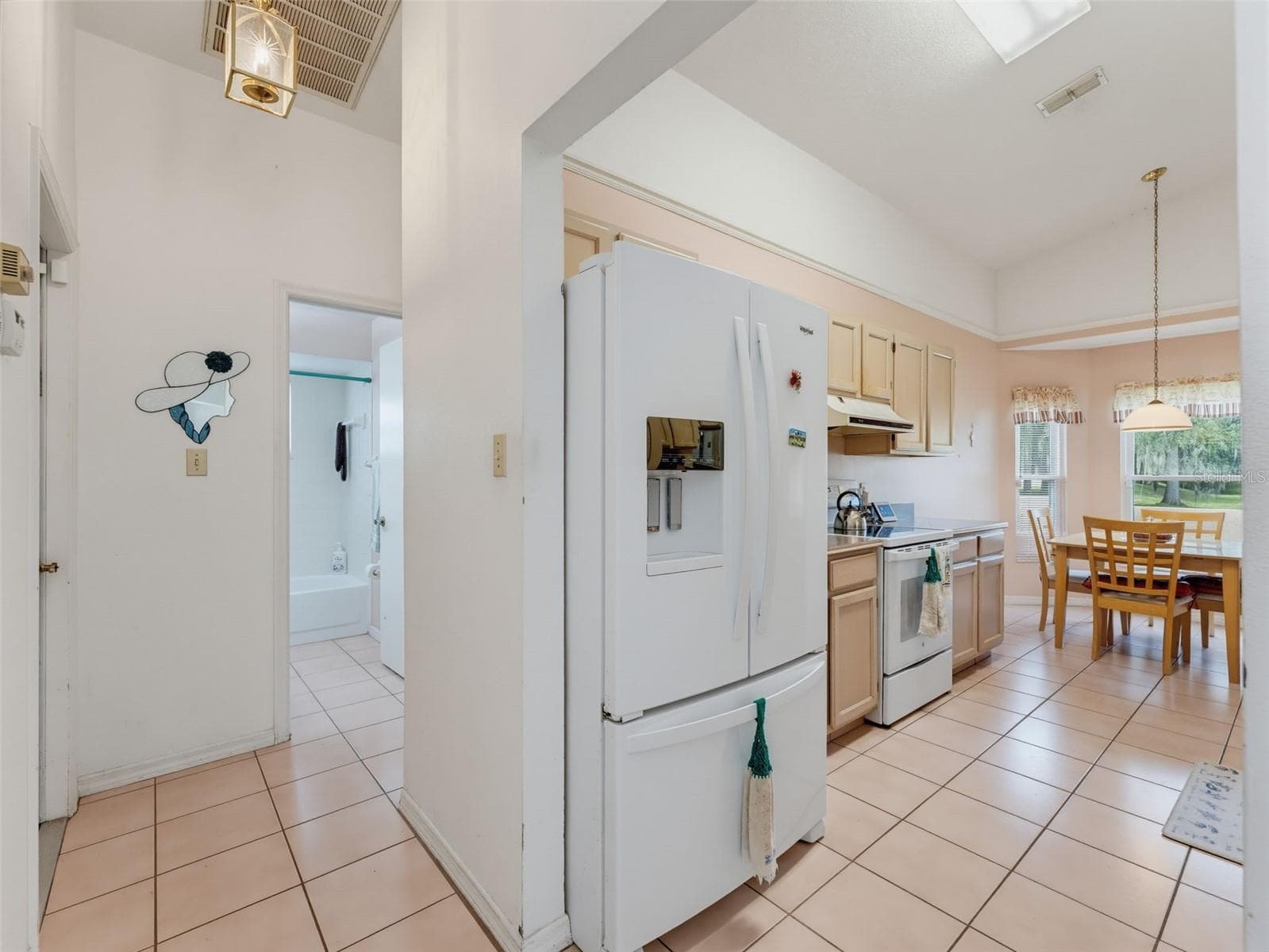 Single Family Residence at 6303 EGRET DR, LAKELAND, photo 11 of 52