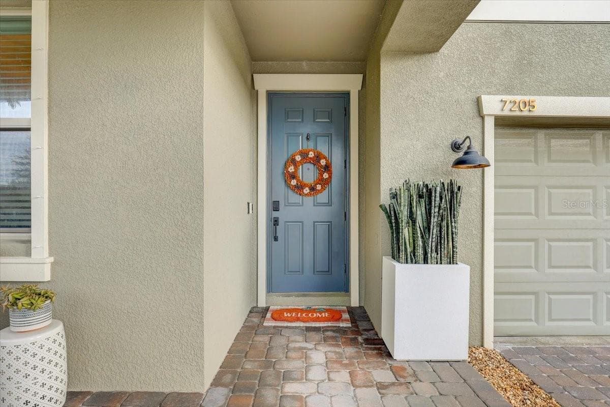 Single Family Residence at 7205 WASH ISLAND DR, SUN CITY CENTER, photo 4 of 63