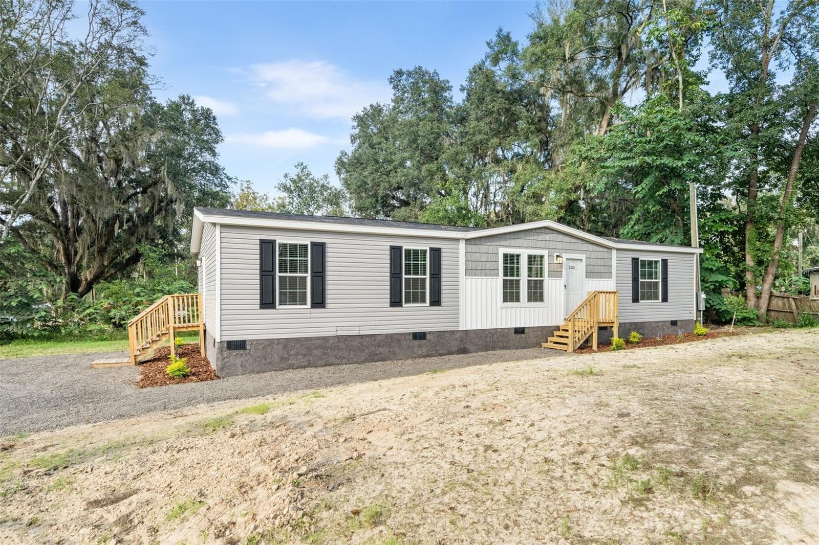 Manufactured Home at 5239 SW 67TH ST, GAINESVILLE, photo 3 of 32