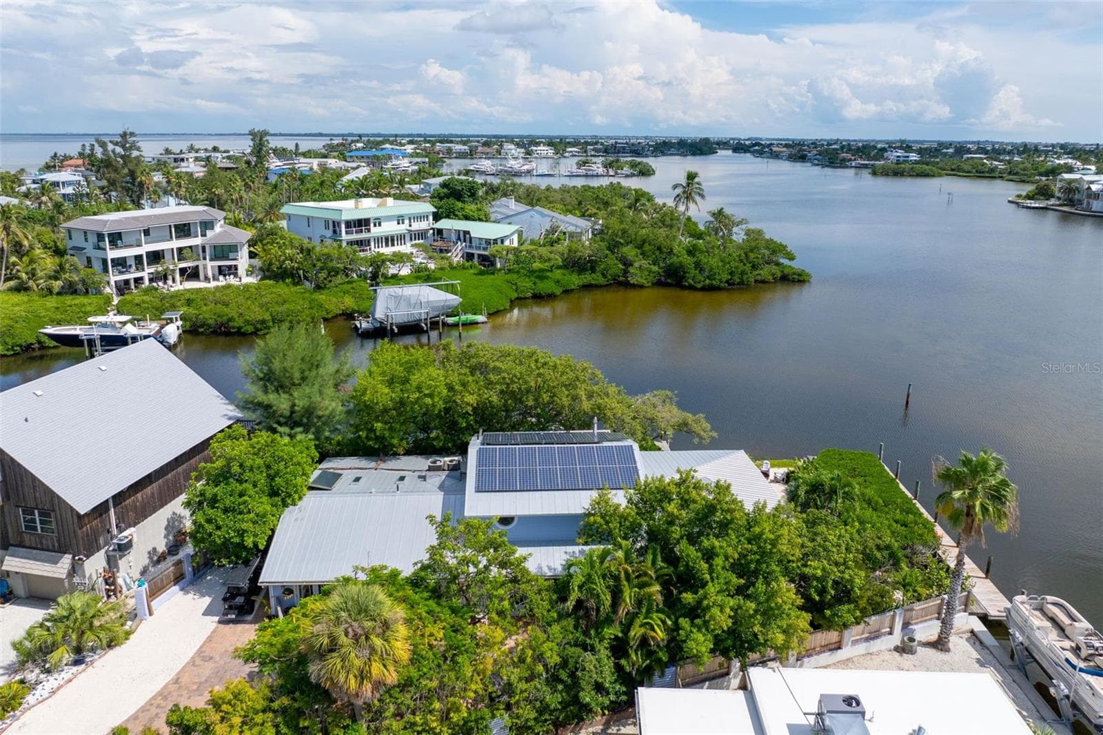 Single Family Residence at 511 SOUTH DR, ANNA MARIA, photo 81 of 87