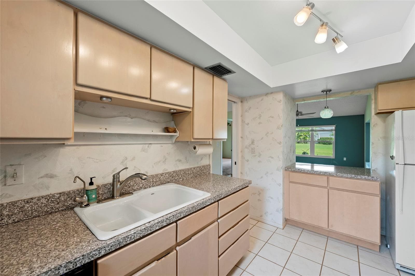 Kitchen - 4329 BRITTANY LN #59, SARASOTA