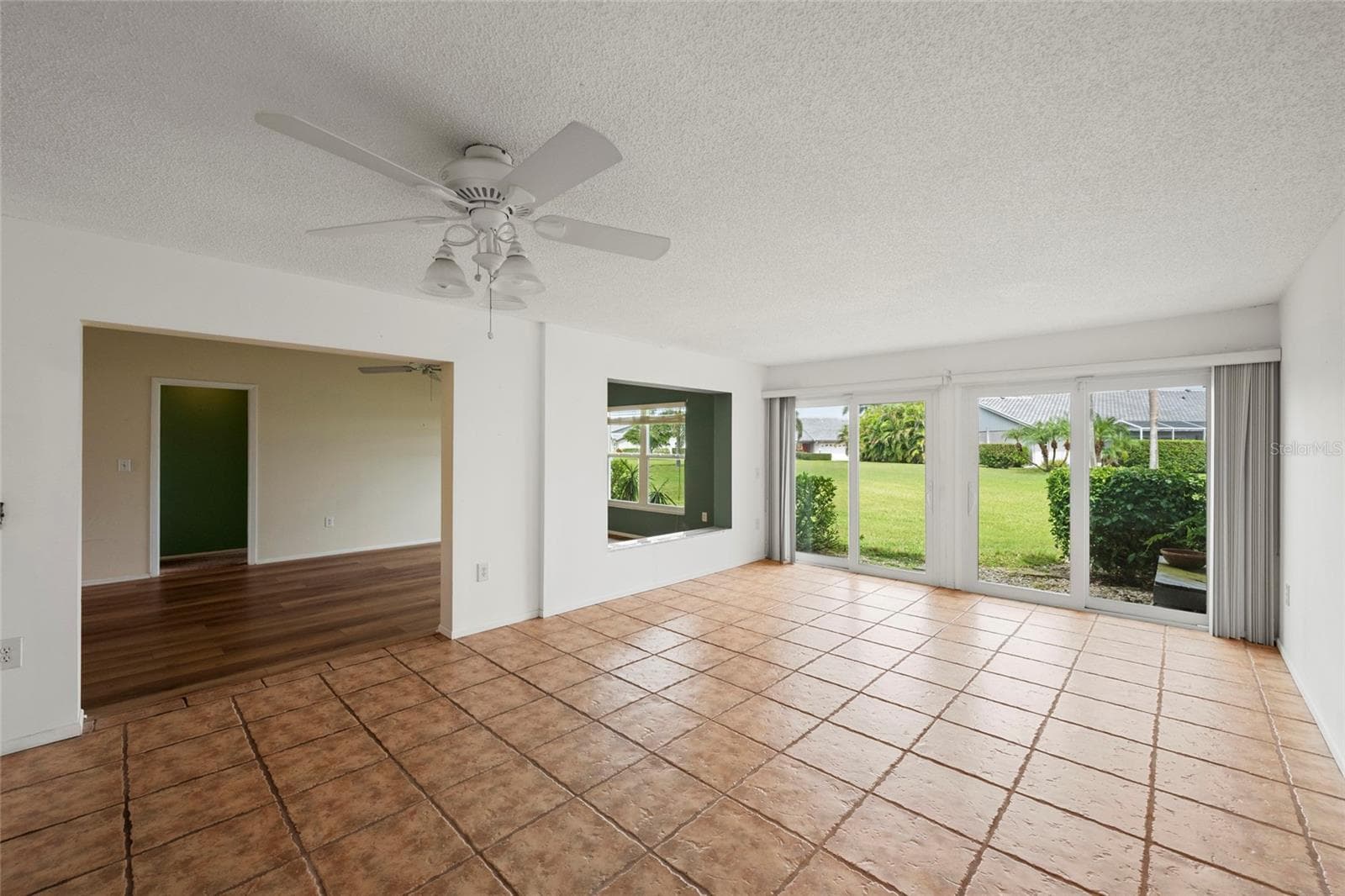 Living Room - 4329 BRITTANY LN #59, SARASOTA
