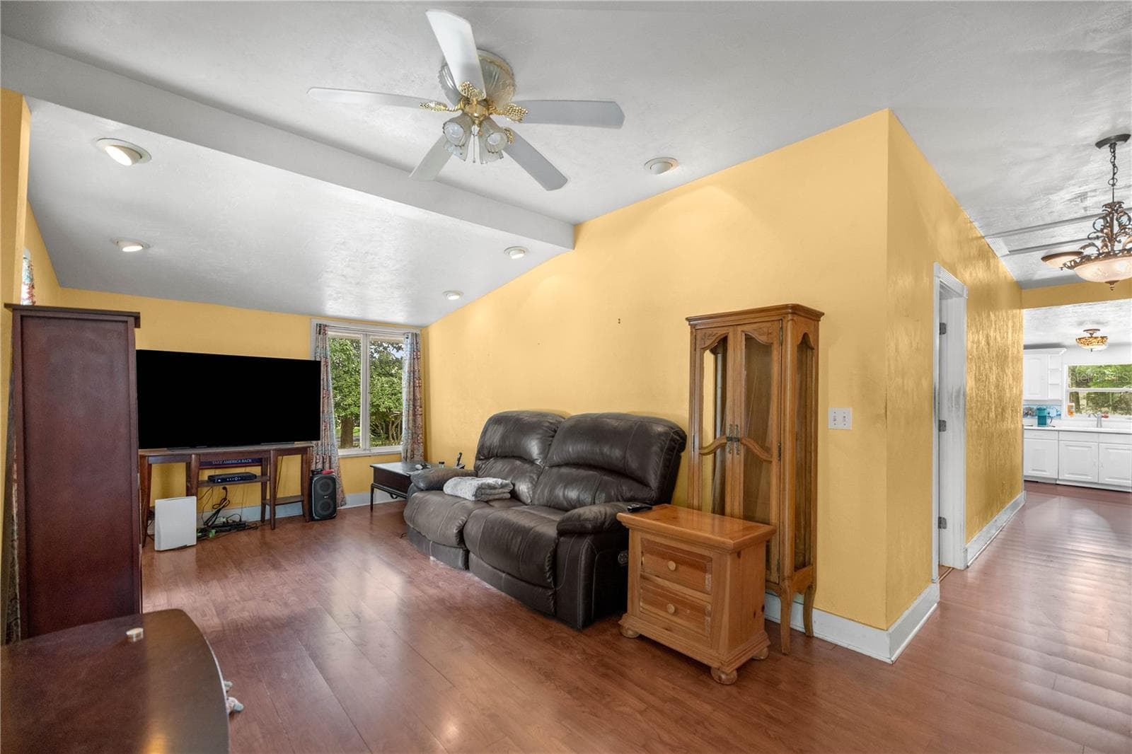Single Family Residence at 16770 SW 137TH AVE, ARCHER, photo 11 of 24