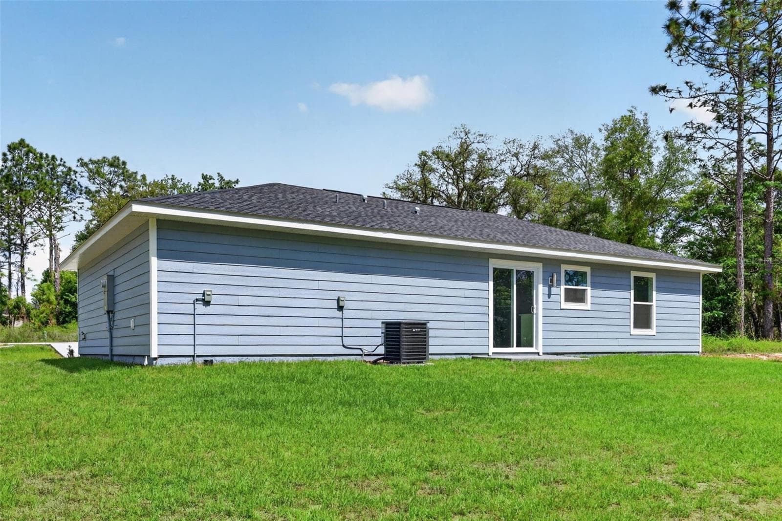 Single Family Residence at 23393 NW SHAMROCK AVE, DUNNELLON, photo 32 of 33
