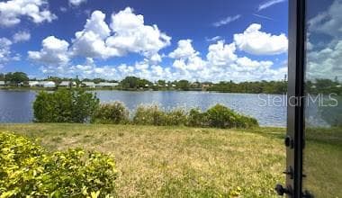 What a view!!! - 220 LAKEWOOD DR #220, BRADENTON