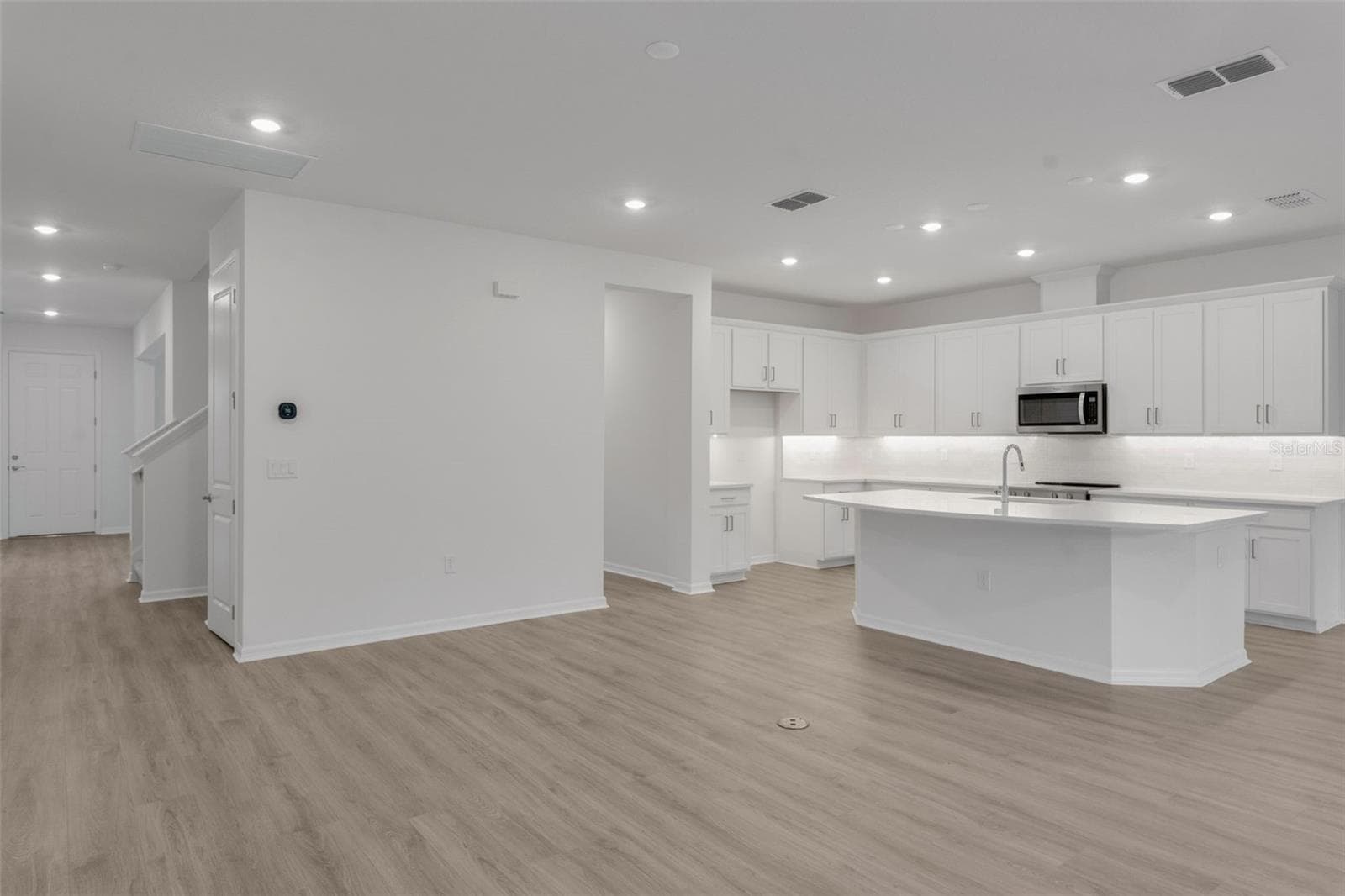 Single Family Residence at 17572 VALLEYWOOD PKWY, LAND O LAKES, photo 26 of 57