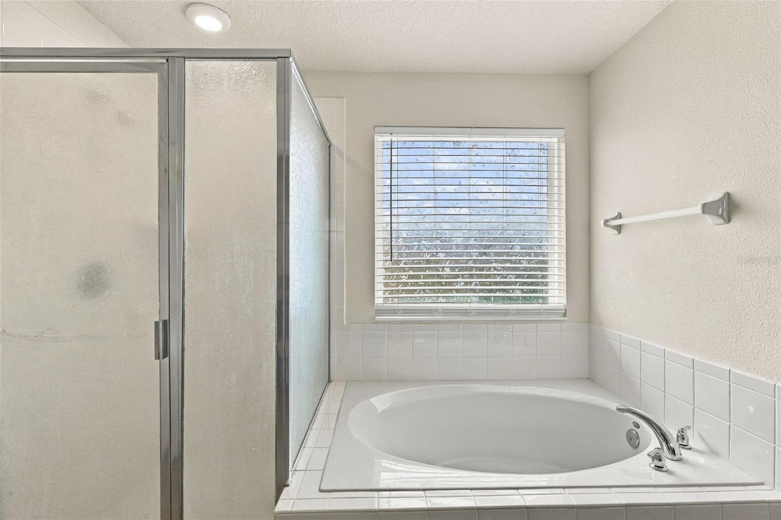 Primary Bath - 2838 NOBLE CROW DR, KISSIMMEE