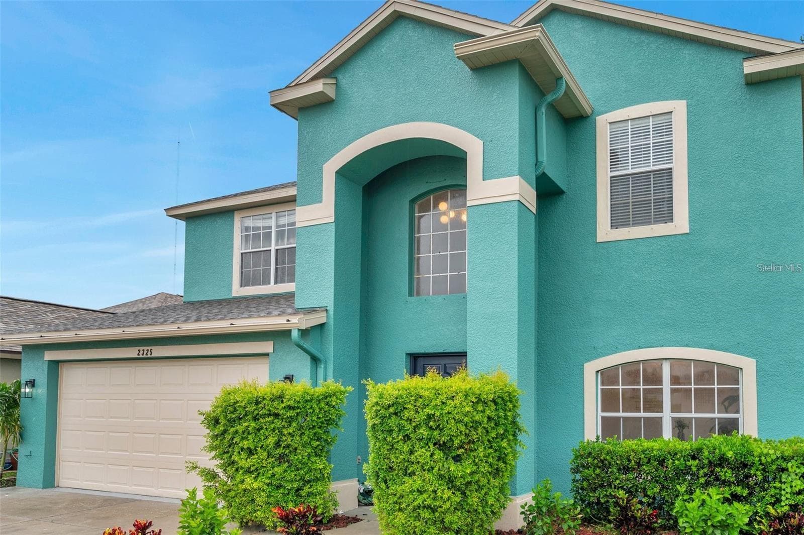 Single Family Residence at 2325 INDIAN KEY DR, HOLIDAY, photo 2 of 31