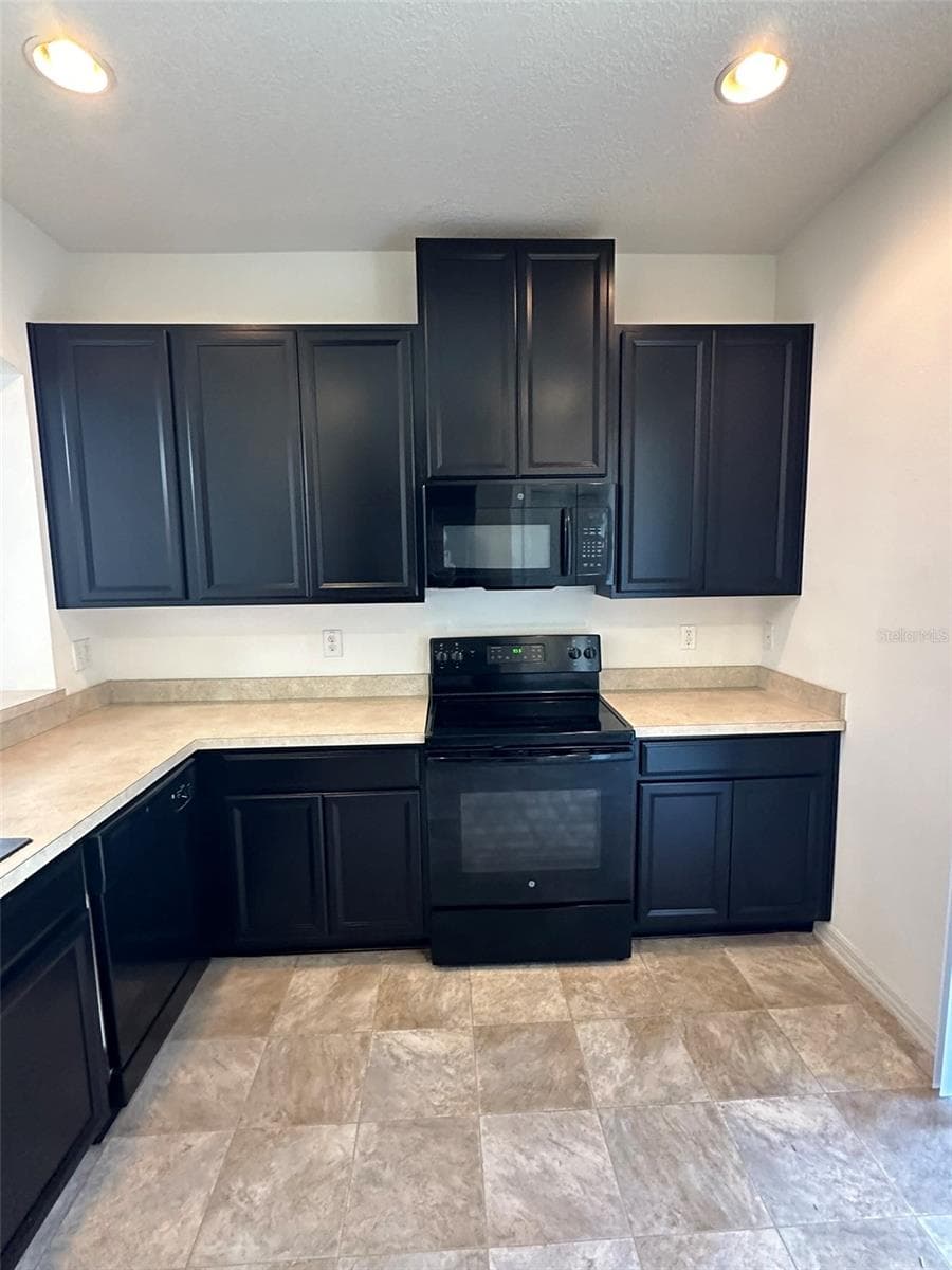 Townhouse at 7006 TIMBERSIDE PL, RIVERVIEW, photo 5 of 27