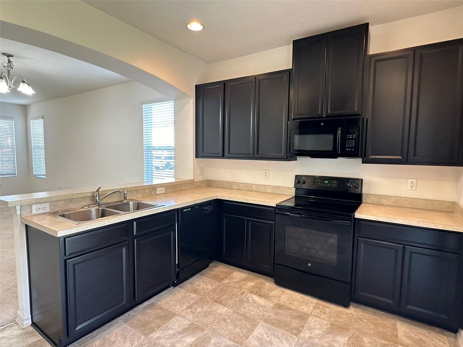 Townhouse at 7006 TIMBERSIDE PL, RIVERVIEW, photo 6 of 27