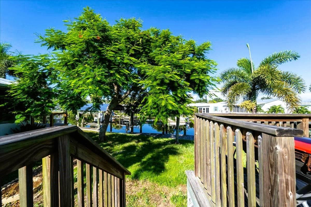 Manufactured Home at 3127 BAYSIDE PKWY, PUNTA GORDA, photo 8 of 47