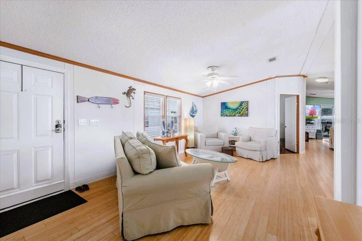 Manufactured Home at 3127 BAYSIDE PKWY, PUNTA GORDA, photo 12 of 47