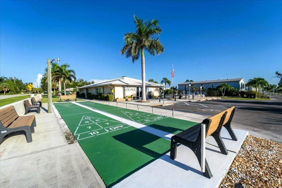 Manufactured Home at 3127 BAYSIDE PKWY, PUNTA GORDA, photo 35 of 47