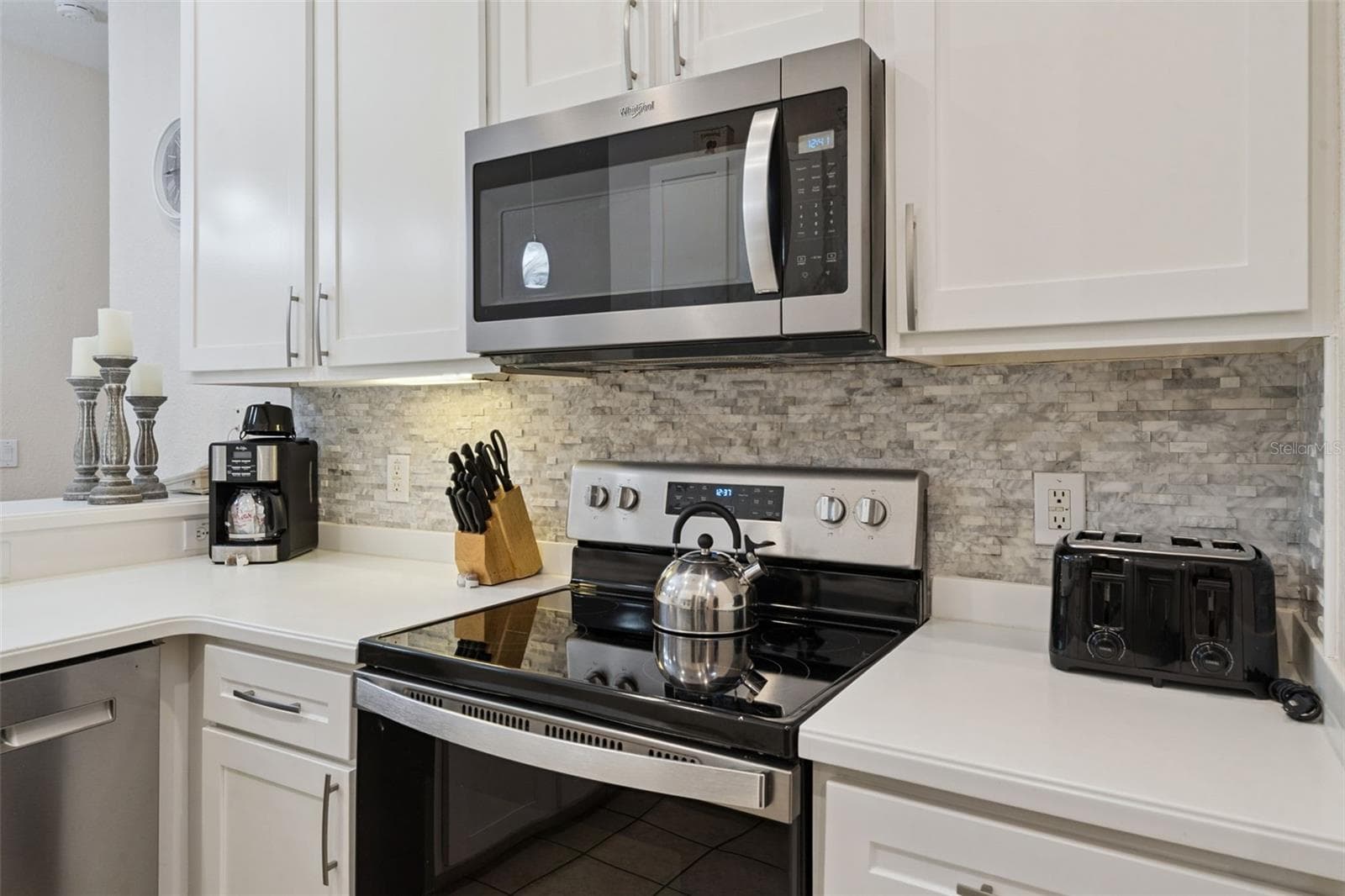 Condo - Hotel at 203 LUCAYA LOOP, DAVENPORT, photo 12 of 56