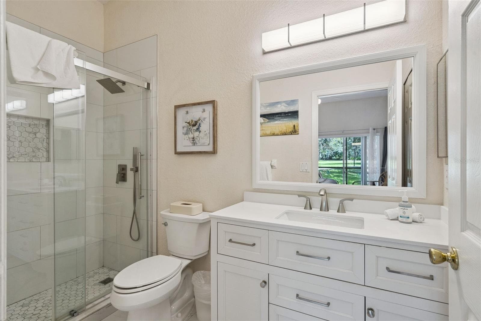 Condo - Hotel at 203 LUCAYA LOOP, DAVENPORT, photo 18 of 56