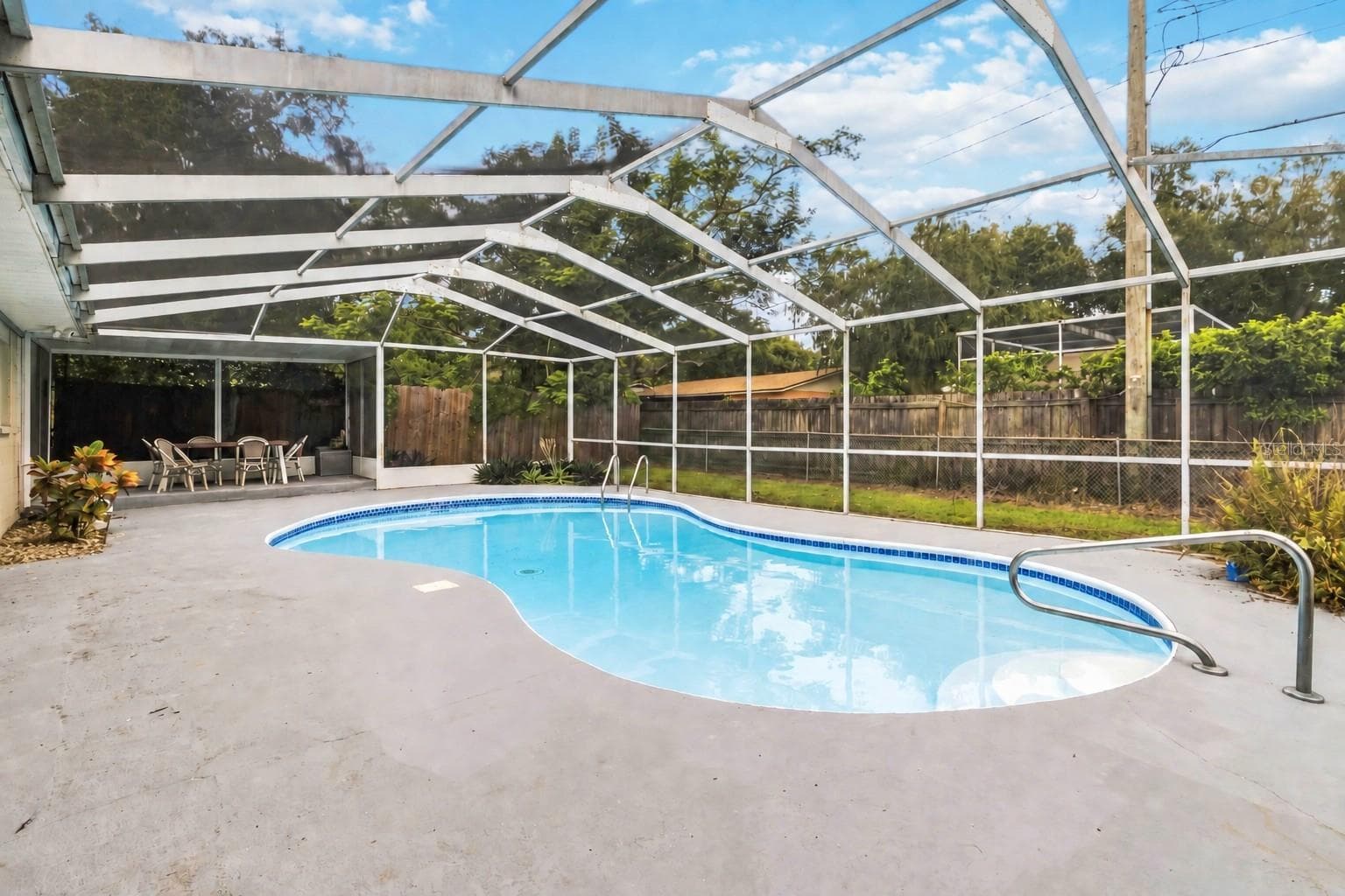 Single Family Residence at 8006 N OLA AVE, TAMPA, photo 13 of 16