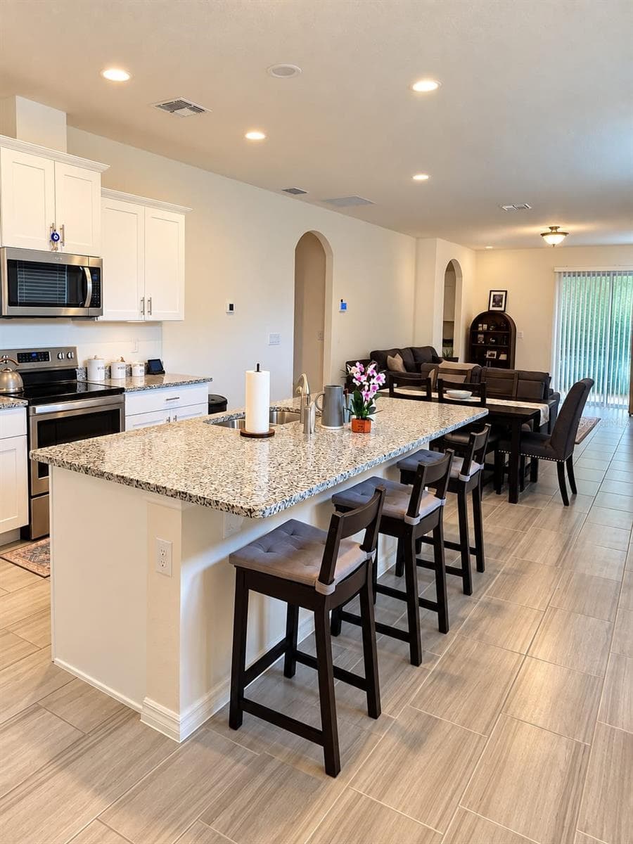 Single Family Residence at 8649 FLAGSHIP ALY, WINTER GARDEN, photo 6 of 18
